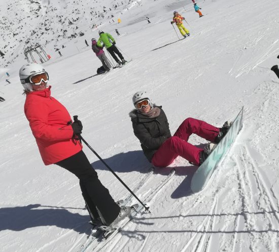 Sabine Schwarze Skifahren in Corvara, Alta Badia, Südtirol